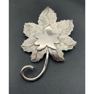 Vintage Signed ROGET TM big Leaf LAYERED Brooch Pin textured silver tone
